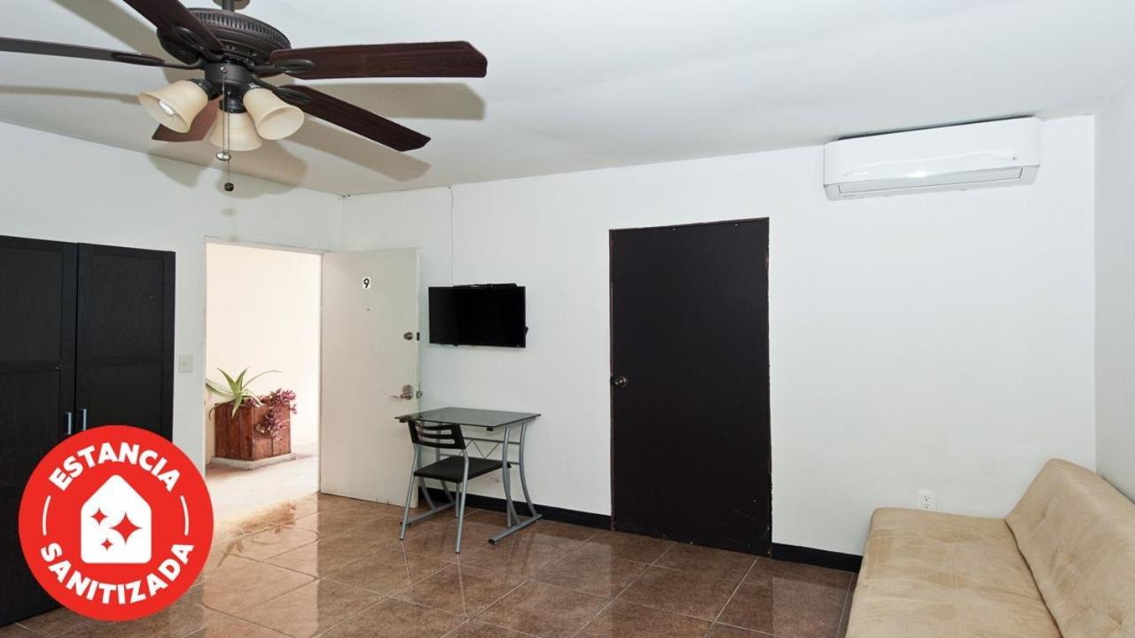 Econosuites Monterrey Exterior photo